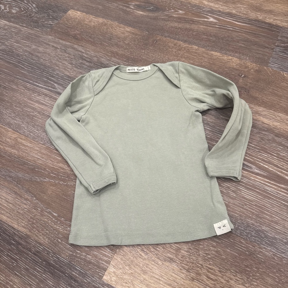 Petits Vilian, long sleeve top, size 18-24 months